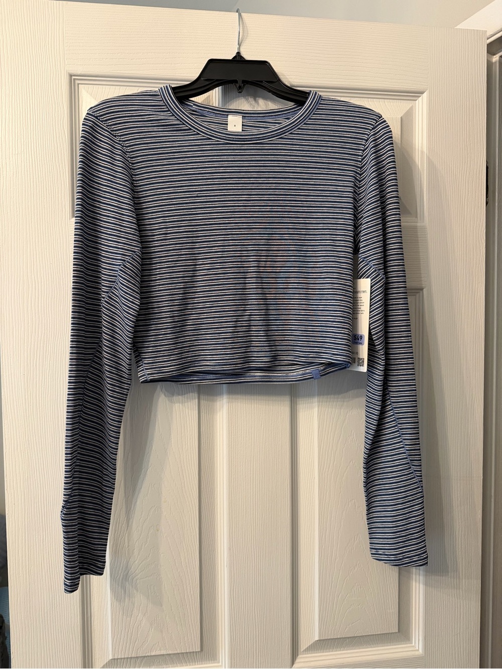 Lululemon Striped Blue Cropped Long-Sleeve Tee - Women